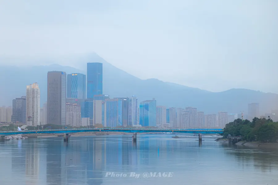 2023-04-23 · 第 11 张
