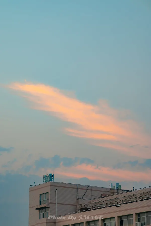 2023-04-28 · 第 2 张